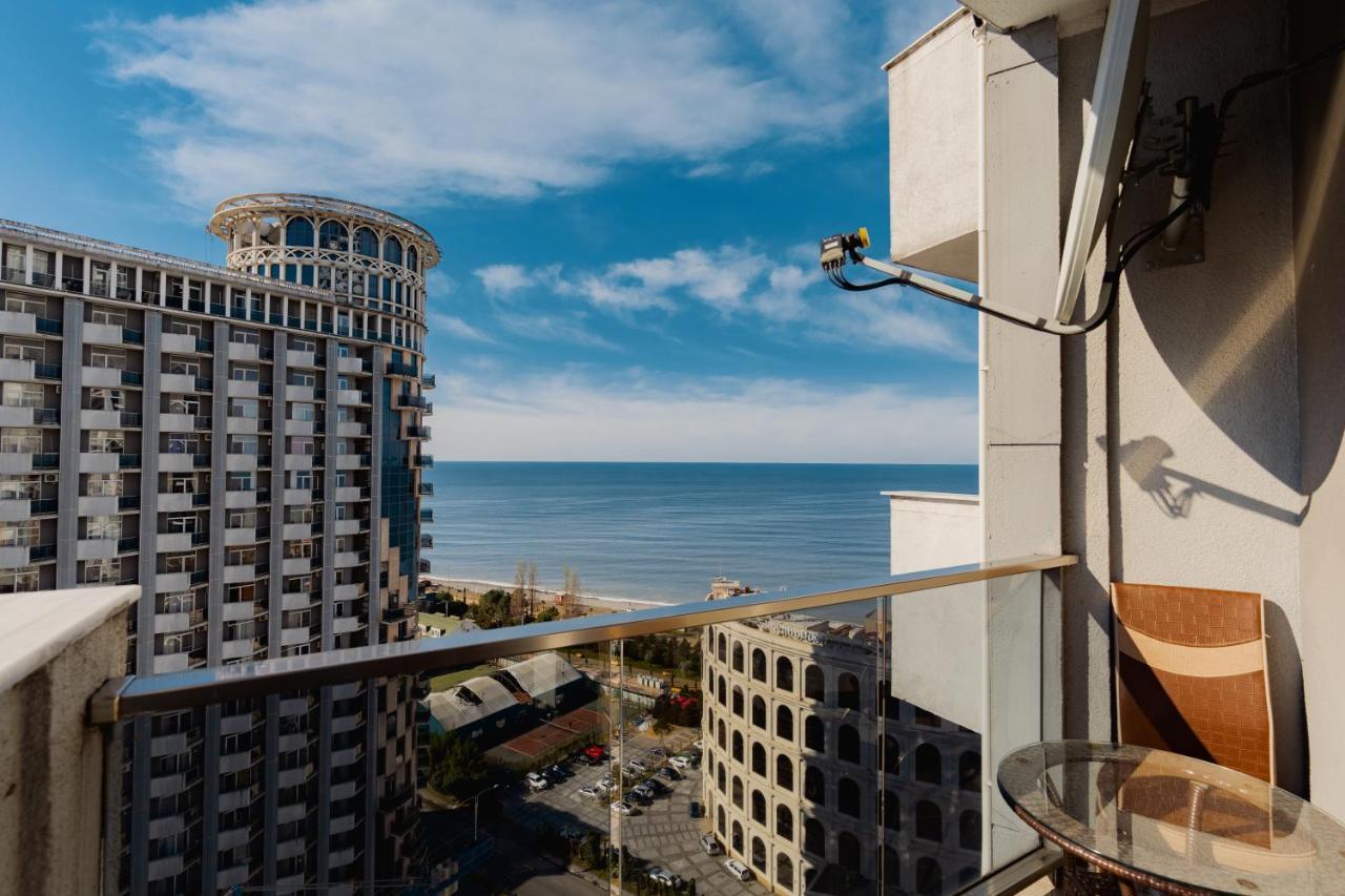 Hotel 19 Batumi Exterior photo